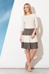 Elegancka Sukienka z Rękawem 3/4 z Kontrastowymi Pasami - Oliwkowy. Zielone sukienki damskie Figl, bez wzorów, z elastanu, eleganckie, bez ramiączek. Za 249.00 zł.