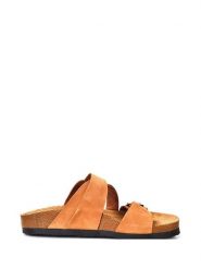 Moosefield Skórzane klapki w kolorze jasnobrązowym rozmiar: 39. Brązowe klapki damskie Moosefield, bez wzorów, ze skóry, z otwartym noskiem, bez obcasa, bez zapięcia. Za 167.28 zł.