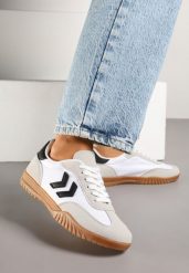 Białe Sneakersy Typu Kultowe Tenisówki Zdobione Przeszyciami Naporae. Białe obuwie sportowe damskie Renee, z jeansu, bez zapięcia, tenisowe. Za 79.99 zł.