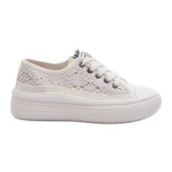 Koronkowe Trampki Damskie Lee Cooper LCW-23-44-1617 Białe. Białe trampki damskie bez wzorów, z koronki, bez zapięcia. Za 173.90 zł.