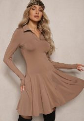 Ciemnobeżowa Sukienka z Wiskozą o Rozkloszowanym Kroju z Kołnierzykiem Ettoria. Brązowe sukienki damskie Renee, bez wzorów, z wiskozy, eleganckie, bez ramiączek. W wyprzedaży za 91.99 zł.