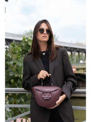 Maison héritage PARIS Skórzana torebka "Mini Votti" w kolorze bordowym - 30 x 17 x 8 cm rozmiar: onesize. Czerwone torebki klasyczne damskie maison héritage PARIS, z materiału, przez ramię, bez dodatków. Za 347.99 zł.