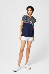 Szorty jeansowe z koronką. Szorty damskie MOODO, bez wzorów, z jeansu. W wyprzedaży za 9.99 zł.