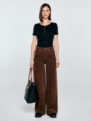 BIG STAR Koszulka w kolorze czarnym rozmiar: XS. Czarne koszulki damskie Big Star, xs, bez wzorów, bez kołnierzyka, bez ramiączek. Za 39.99 zł.