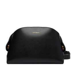 Torebka Coccinelle. Czarne listonoszki damskie Coccinelle, bez wzorów, bez dodatków. Za 1,309.00 zł.