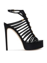 Elisabetta Franchi Sandały SA-92L-62E2-V790 Czarny. Czarne sandały damskie Elisabetta Franchi, bez wzorów, z materiału, bez obcasa, na szpilce, bez zapięcia. Za 3,359.00 zł.