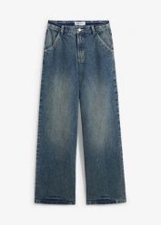 Dżinsy wide leg z wysokim stanem o niskiej elastyczności. Niebieskie jeansy damskie bonprix, z podwyższonym stanem. Za 169.99 zł.