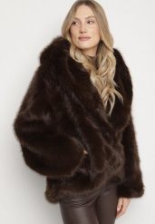 Brązowa Kurtka Futerko Oversize z Kapturem Unillea. Brązowe kurtki damskie Born2be, m, bez wzorów, z futra, z kapturem. Za 269.99 zł.