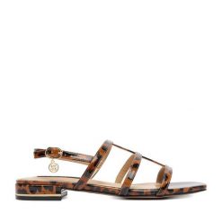 Sandały Nine West. Brązowe sandały damskie Nine West, bez wzorów, bez obcasa, na płaskiej podeszwie, bez zapięcia. Za 199.99 zł.