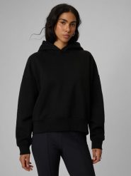 4F Bluza dresowa regular z kapturem damska - czarna M. Czarne bluzy damskie 4F, m, bez wzorów, z dresówki, z kapturem. W wyprzedaży za 99.99 zł.
