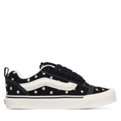 Tenisówki Vans. Czarne trampki damskie Vans, bez wzorów, bez zapięcia. Za 379.99 zł.