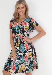 Czarna Sukienka Mini z Kopertową Górą i Gumką w Pasie Keasia. Czarne sukienki damskie Born2be, bez wzorów, bez ramiączek. W wyprzedaży za 43.99 zł.