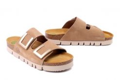 DR. BRINKMANN 700802-08 beige, klapki damskie. Brązowe klapki damskie Dr. Brinkmann, bez wzorów, ze skóry, bez obcasa, bez zapięcia. Za 263.42 zł.