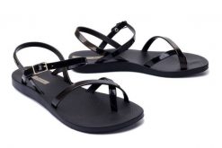 IPANEMA 82842 FASHION SAND VIII FEM 21112 black/gold black, sandały/japonki damskie. Czarne klapki damskie Ipanema, bez wzorów, bez obcasa, bez zapięcia. Za 95.92 zł.