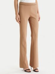 Marciano Guess Spodnie materiałowe 6RGB12 9373Z Beżowy Regular Fit. Brązowe spodnie materiałowe damskie Marciano Guess, z aplikacjami, z materiału. Za 889.99 zł.