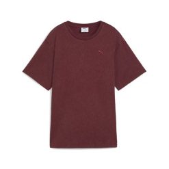 Damska koszulka Essentials Elevated o luźnym kroju z efektem sprania PUMA. Czerwone bluzki damskie Puma, bez wzorów, sportowe, bez kołnierzyka, bez ramiączek. Za 129.00 zł.