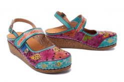 LAURA VITA Fascineo 0321 turquoise, sandały damskie. Sandały damskie LAURA VITA, bez wzorów, ze skóry, bez obcasa, na koturnie, bez zapięcia. Za 384.90 zł.