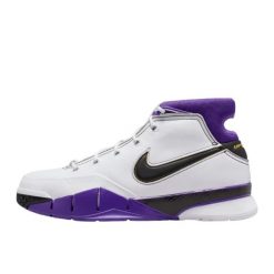 Nike Kobe 1 Protro 81 Pt Game (2026). Fioletowe legginsy dziewczęce Nike, bez wzorów, z materiału. Za 652.53 zł.