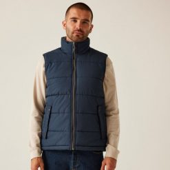 Kurtka puchowa bez rękawów Regatta Altoona Insulated. Niebieskie kurtki sportowe damskie Regatta, bez wzorów, z puchu, bez kaptura. W wyprzedaży za 309.99 zł.