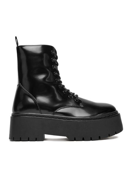 DeeZee Trzewiki 5026-1 Czarny. Czarne botki damskie DeeZee, z materiału, bez obcasa, na płaskiej podeszwie, bez zapięcia. Za 149.99 zł.