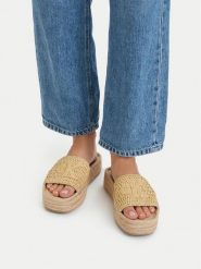 Calvin Klein Klapki Ebeth HW0HW02895 Beżowy. Brązowe klapki damskie Calvin Klein, bez wzorów, z syntetyku, bez obcasa, bez zapięcia. Za 289.99 zł.