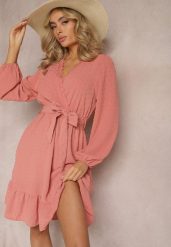 Różowa Mini Sukienka Rozkloszowana z Paskiem Materiałowym z Tkaniny Plumeti Digia. Czerwone sukienki damskie Renee, bez wzorów, z koronki, bez ramiączek. W wyprzedaży za 67.99 zł.