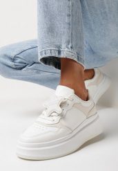Biało-Beżowe Sneakersy na Platformie z Odpinaną Gwiazdką na Sznurówkach Olrua. Białe obuwie sportowe damskie Born2be, bez zapięcia. Za 109.99 zł.