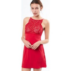 Etam - Koszulka Samba. Różowe koszule nocne i halki Etam, z elastanu. W wyprzedaży za 159.90 zł.