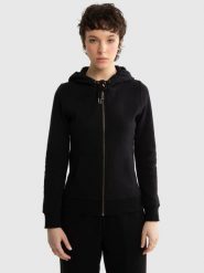 Bluza damska z kapturem czarna Laurisana 906. Czarne bluzy damskie Big Star, l, bez wzorów, z dresówki, z kapturem. W wyprzedaży za 179.99 zł.