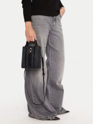 Guess Torebka Erenia Mini HWSO78 38750 Szary. Szare torebki klasyczne damskie Guess, ze skóry, bez dodatków. Za 379.99 zł.