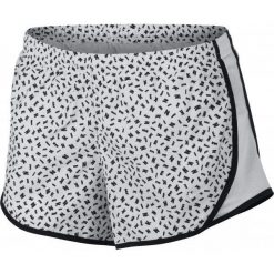 Nike Szorty Dziewczęce G Nk Short Tempo aop2 Black White S. Spodenki dziewczęce marki FOUGANZA. Za 109.00 zł.