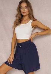 Granatowe Szorty Hyrlyn. Niebieskie szorty damskie Renee, bez wzorów, z tkaniny, z podwyższonym stanem. Za 34.99 zł.