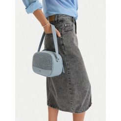 Torebka Roxy. Niebieskie torebki klasyczne damskie Roxy, bez dodatków. Za 139.99 zł.