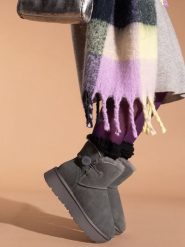 Gooce Skórzane botki zimowe "Crestone" w kolorze szarym rozmiar: 41. Szare botki damskie Gooce, na zimę, ze skóry, bez obcasa, na platformie, bez zapięcia. Za 217.99 zł.