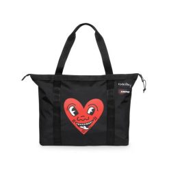 Torba podróżna Eastpak x Keith Haring Travel. Czarne torby podróżne Eastpak, bez wzorów, z materiału. Za 298.50 zł.