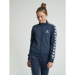 Damska kurtka zapinana na zamek Hummel hmlnelly 2.0. Niebieskie kurtki damskie Hummel, xs, bez wzorów, bez kaptura. W wyprzedaży za 237.55 zł.
