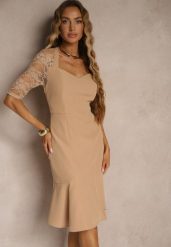 Beżowa Dopasowana Sukienka Vices o Asymetrycznym Fasonie Zdobiona Koronką Natileira. Brązowe sukienki damskie Renee, z aplikacjami, z koronki, eleganckie, bez ramiączek. W wyprzedaży za 69.99 zł.