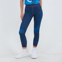 Leggins treningowe damskie Capri Wrist. Czerwone obuwie sportowe damskie ELPLAYER, bez zapięcia, na fitness i siłownię. W wyprzedaży za 80.00 zł.