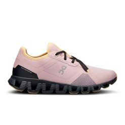 Buty damskie do biegania ON Cloud X 3 AD. Czerwone obuwie sportowe damskie On, do biegania. Za 523.99 zł.