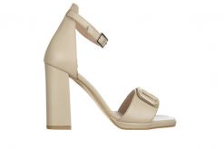 Sandały Bayla-159 4213 001-P Beż Lico 159052, Skóra naturalna - 40. Brązowe sandały damskie Bayla, bez wzorów, ze skóry, bez obcasa, na obcasie, bez zapięcia. W wyprzedaży za 179.10 zł.