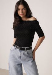 Czarna Bluzka z Cyrkoniami i Dekoltem w Łódkę Saloriel. Czarne bluzki damskie Born2be, m, z aplikacjami, z jeansu, wizytowe, bez kołnierzyka, bez ramiączek. Za 59.99 zł.