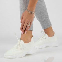 Białe sportowe buty damskie Filippo Dtn2184/22. Białe obuwie sportowe casual damskie Filippo, z tkaniny. Za 99.00 zł.