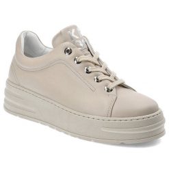Szare Sneakersy Karino Stylowe Obuwie Damskie. Szare obuwie sportowe damskie Karino, na wiosnę, z jeansu, przed kolano, bez zapięcia. Za 479.00 zł.
