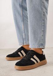 Czarne Skórzane Sneakersy i Ozdobnymi Paskami Zelisei. Czarne obuwie sportowe damskie Born2be, ze skóry, bez zapięcia. Za 189.99 zł.