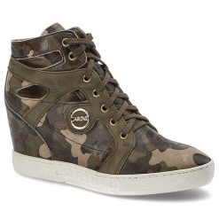 Zielone Sneakersy Carinii Wygodne Buty Damskie Na Koturnie. Zielone obuwie sportowe damskie Carinii, na wiosnę, z nubiku, bez zapięcia. Za 329.00 zł.