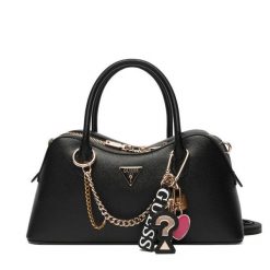 Torebka Guess. Czarne torebki klasyczne damskie Guess, bez dodatków. Za 639.99 zł.