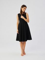 Stylove Sukienka w kolorze czarnym rozmiar: L. Czarne sukienki damskie Stylove, bez wzorów, bez ramiączek. Za 230.00 zł.