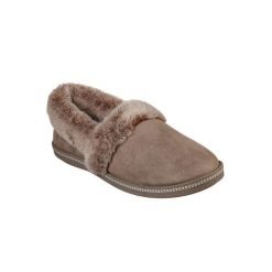 Espadryle damskie Skechers Cozy Campfire. Brązowe espadryle damskie Skechers, bez wzorów, bez obcasa. Za 204.50 zł.