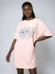 Bawełniana piżama dwuczęściowa Stitch - różowy. Czerwone piżamy damskie Sinsay, bez wzorów, z bawełny, bez ramiączek. Za 39.99 zł.