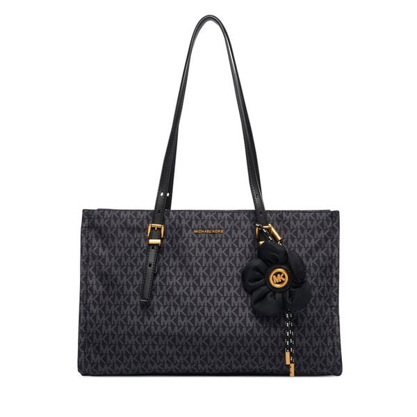 Torebka MICHAEL Michael Kors. Czarne torebki klasyczne damskie MICHAEL Michael Kors, bez dodatków. Za 879.99 zł.